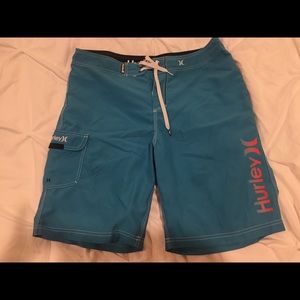 Hurley size 34 turquoise board shorts